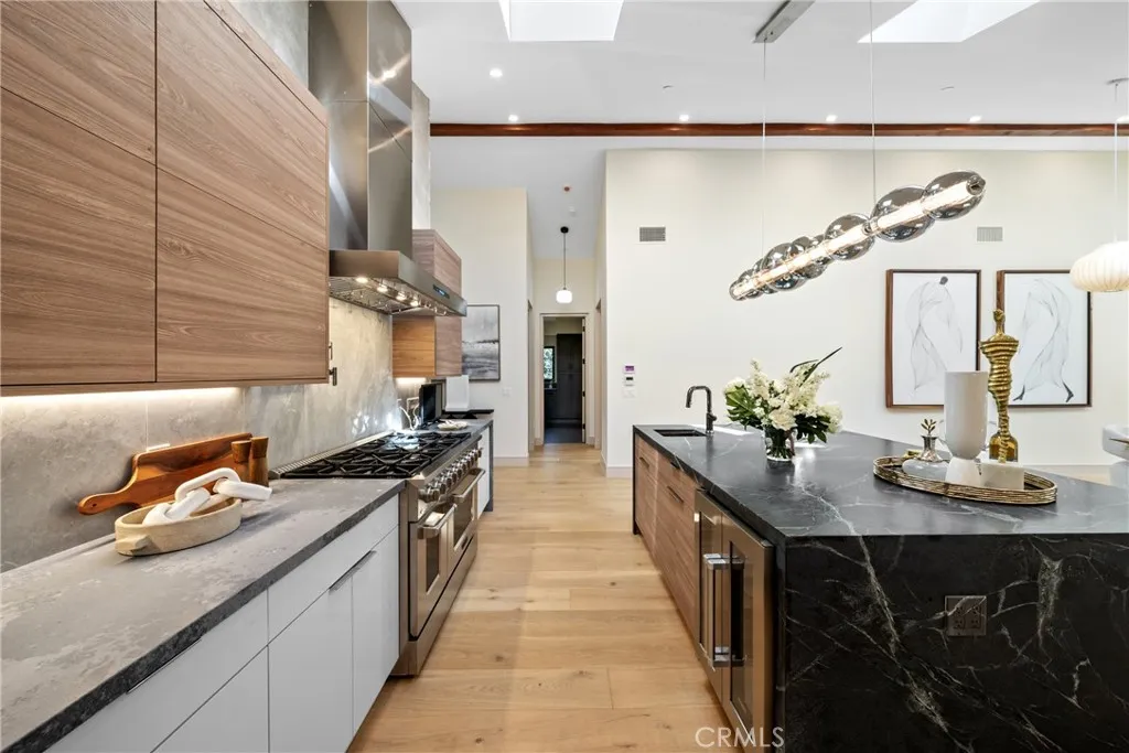 2460 Cumberland, San Marino, California 91108 home-pic-33